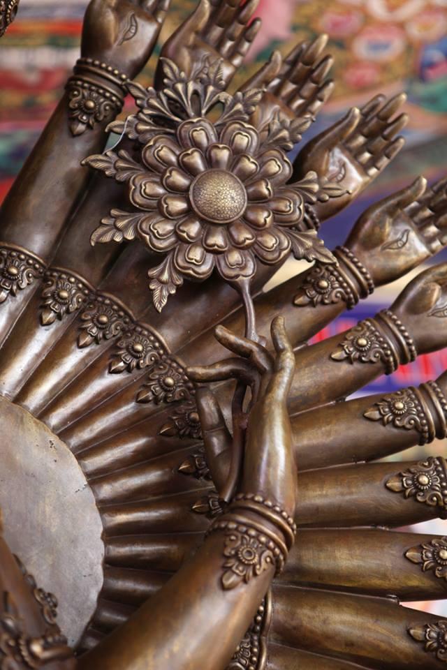 tượng đồng thiên thủ thiên nhãn
